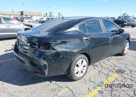 2024 Nissan Versa 1.6 S z USA, uszkodzony, nr VIN 3N1CN8DV7RL842243